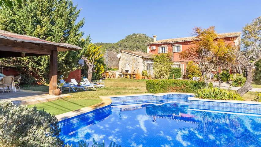 Casa de vacaciones para 6 personas, con Balcón además de Terraza y Piscina en Mallorca