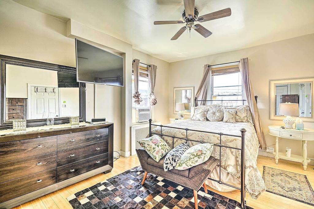 Ganze Wohnung, Long Branch Apartment: 1 Mi to Beach, Pier Village in Long Branch, Monmouth County