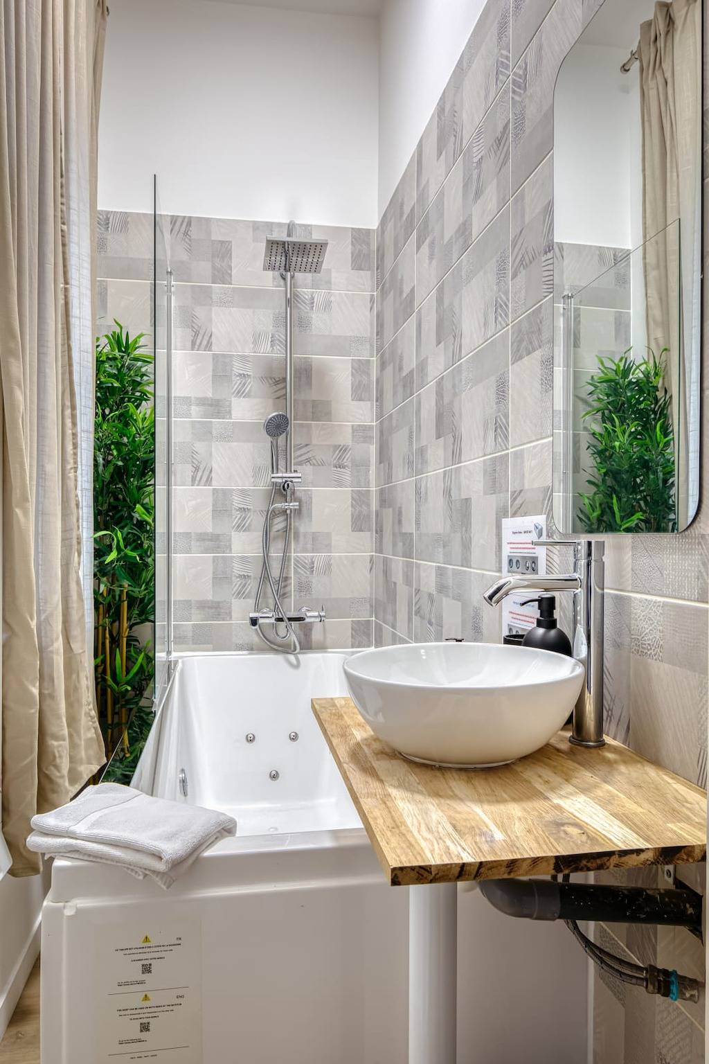 Ganzes Studio, Chez jeanne - Studio rénové balnéo et balcon centre in Rouen, Rouen und Umgebung