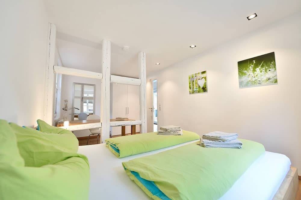 Geheel appartement, Oude stad en nog steeds rustig, uitzicht op het kasteel, smaakvol, een droom in Altstadt (Heidelberg), Heidelberg