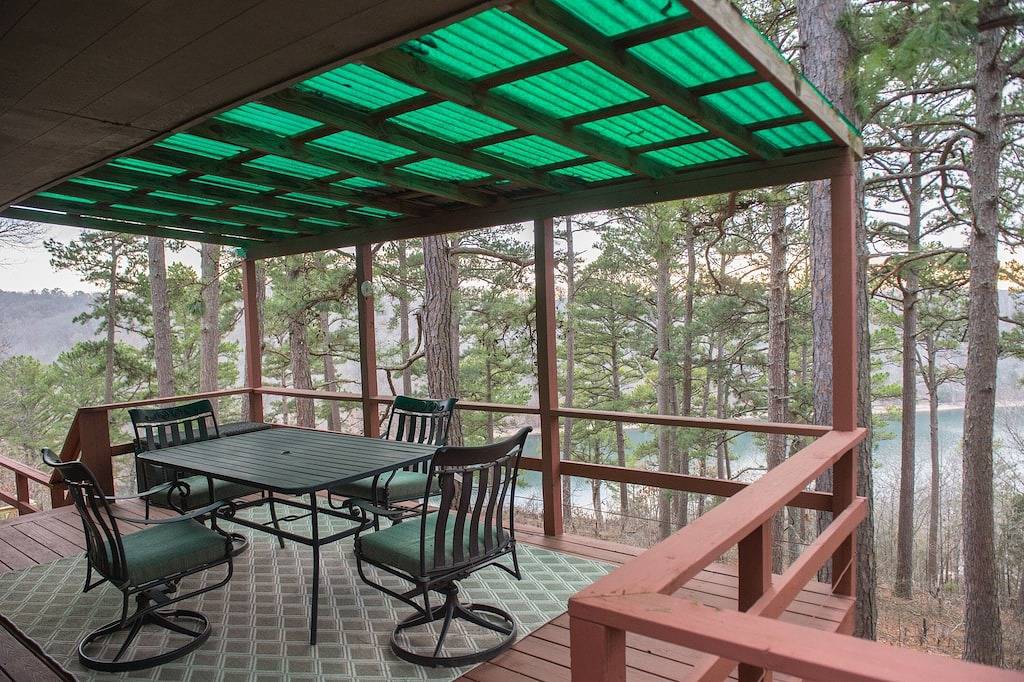 Secluded Beaver Lake Cabin close to Eureka Springs in Beaver Lake