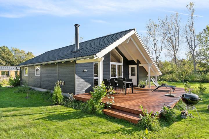 Ferienhaus für 4 Personen, mit Terrasse und Garten