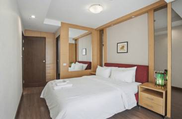 Vacation Rental for 6 Guests in Watthana District, Bangkok, Picture 3