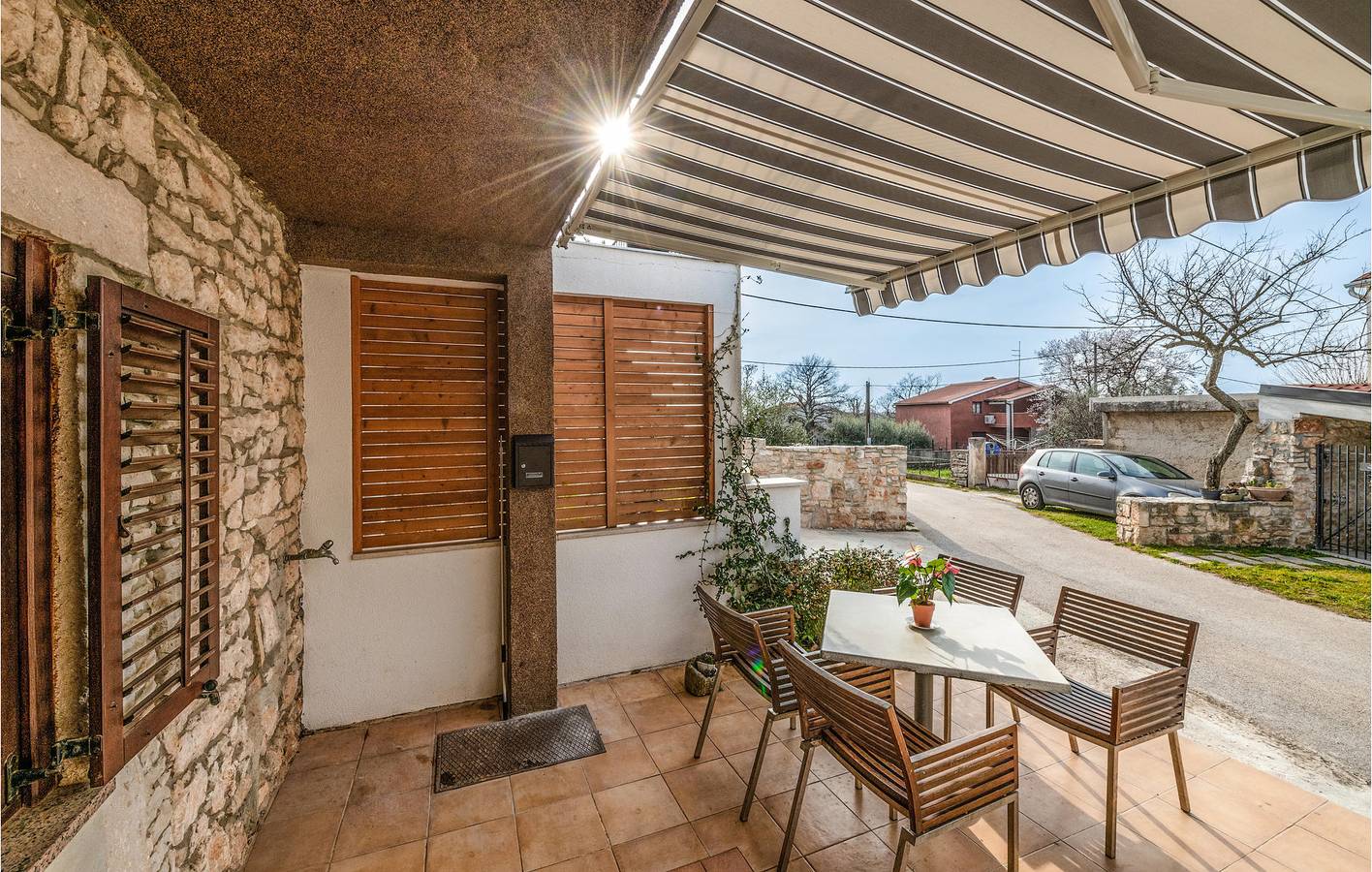 Gemütliche 2-Zimmer-Wohnung mit WLAN, Klimaanlage und Terrasse in Marčana, Südküste Istrien