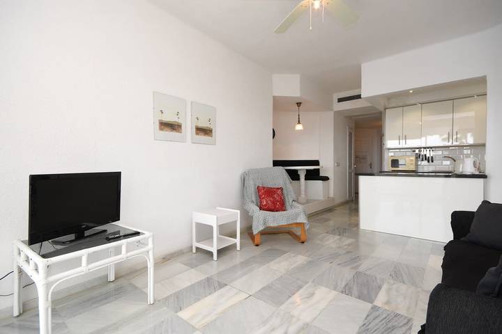 Gîte pour 3 personnes, avec piscine et balcon/terrasse, adapté aux familles à Costa Adeje - 4