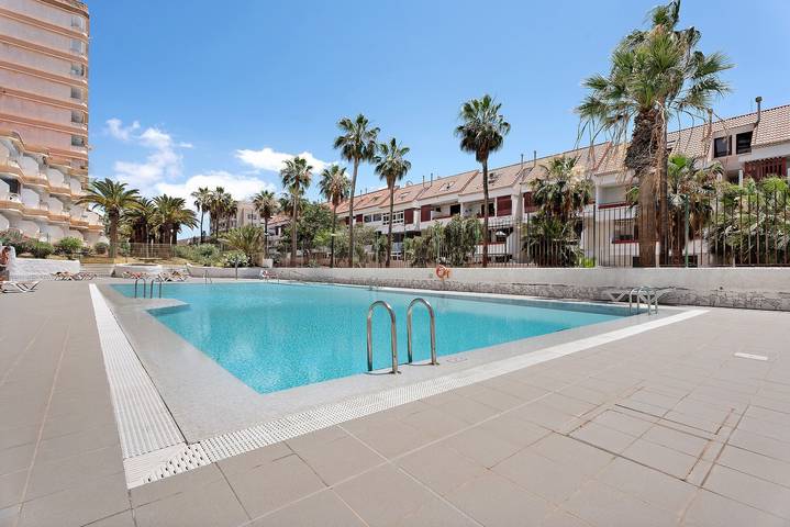 Location de vacances pour 2 personnes, avec bassin pour enfant et jardin à Playa de las Américas