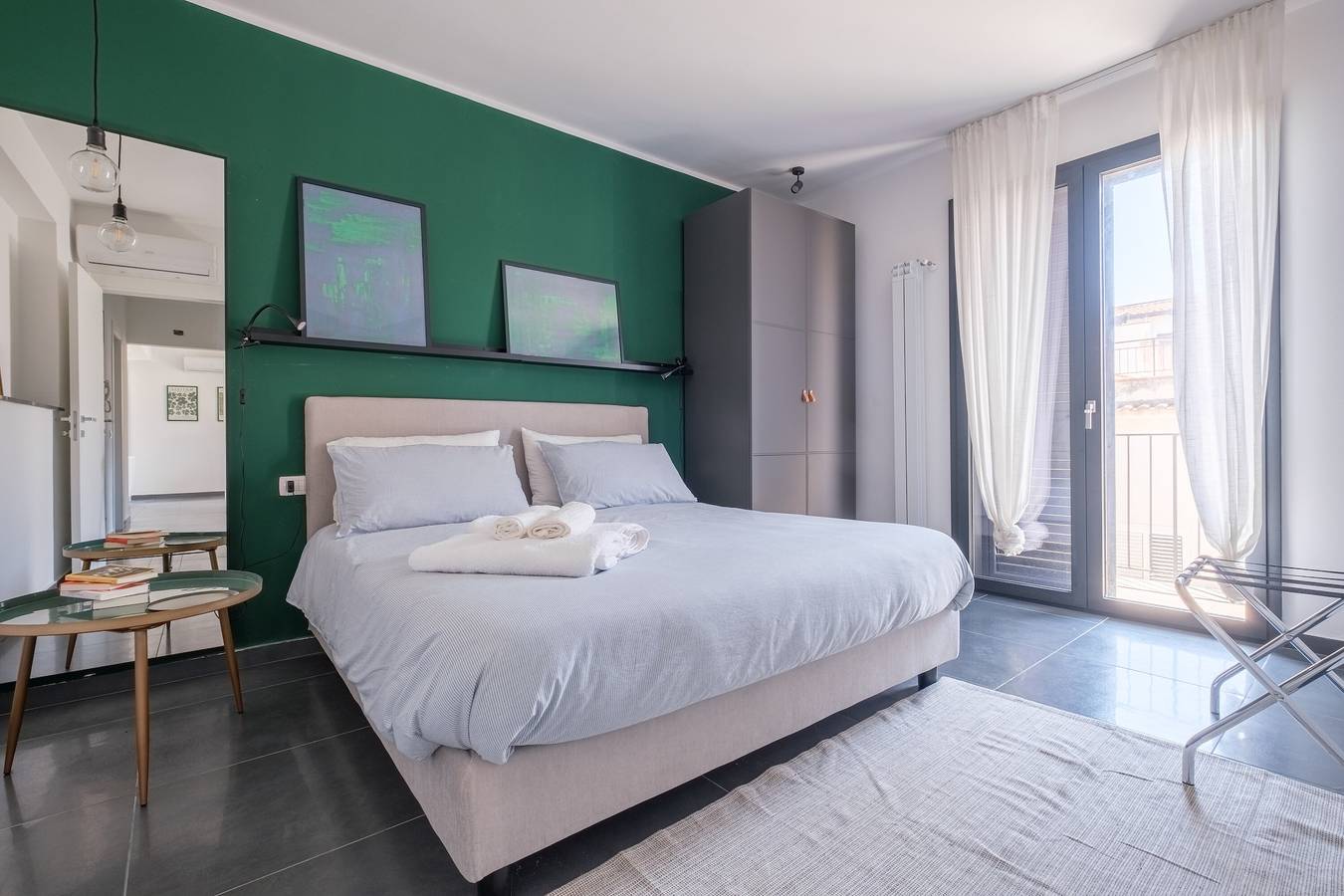Casa Vacanze 'Ninai Sea Holiday Apartment 2' con balcone, Wi-Fi e aria condizionata in Furci Siculo, Provincia di Messina