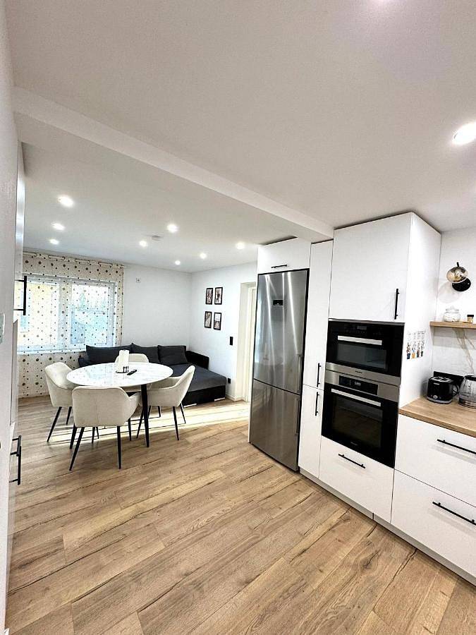 Ferienwohnung für 5 Personen, mit Garten und Ausblick