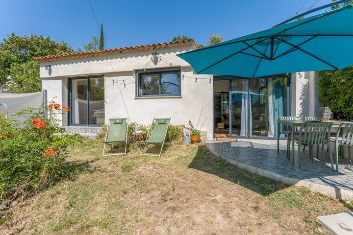 Entire apartment, Pich Home Serenity – Nature, Calm, and Genuine Connections in Miramas, Mediterranean Coast (France)