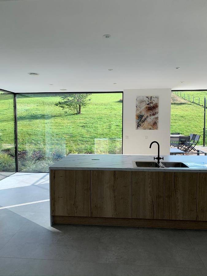 Location de vacances pour 12 personnes, avec sauna ainsi que jardin et vue dans Foy-Notre-Dame - 3