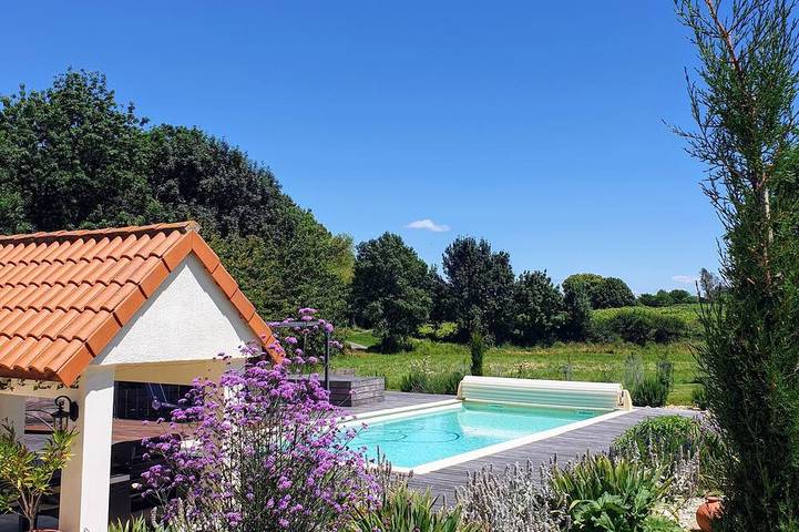 Gîte pour 5 personnes, avec jardin et terrasse