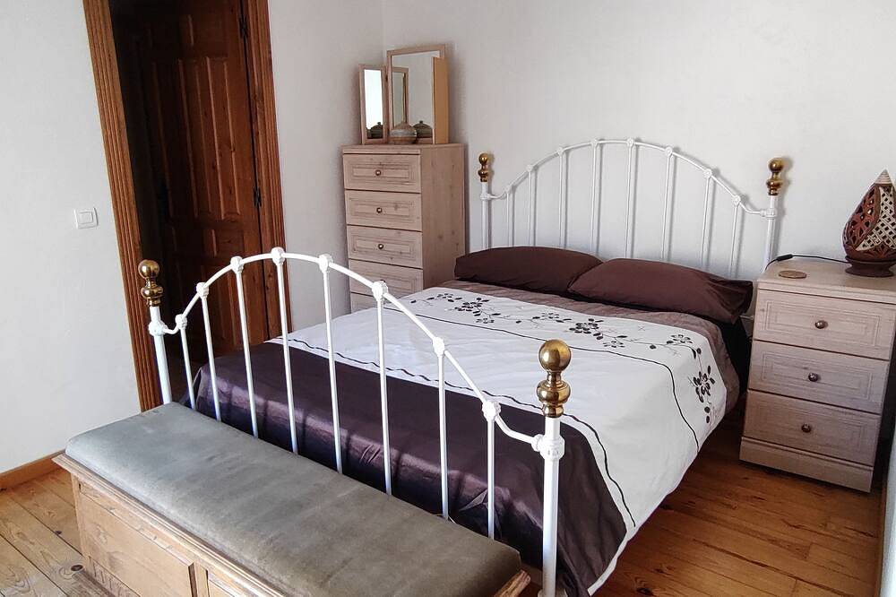 Comfortable house in historic Barrio and 5 minutes walk to town centre in Alhama de Granada, Granada Province