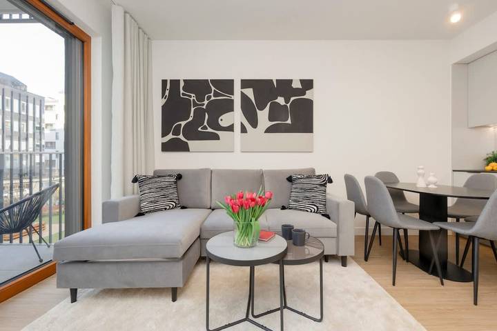 Apartament wakacyjny dla 8 osób, Dla rodziny w Mokotów