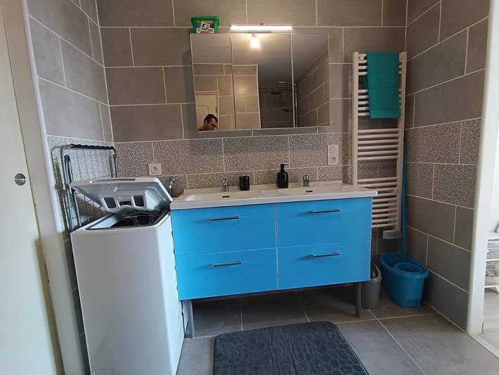 Gîte pour 7 personnes, avec vue et jardin à Beausemblant - 4