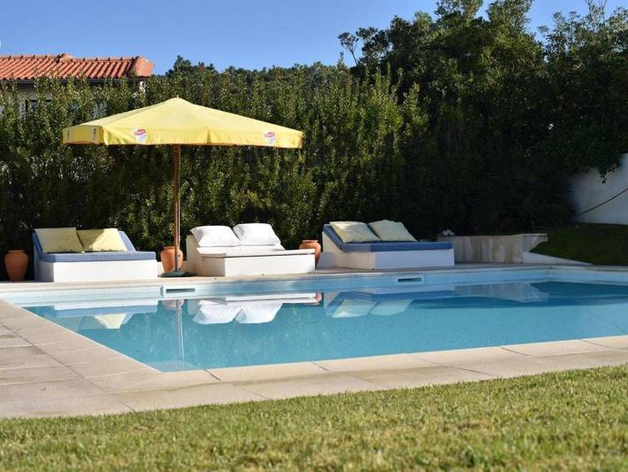 Maison d’hôte pour 10 personnes, avec vue ainsi que piscine et balcon