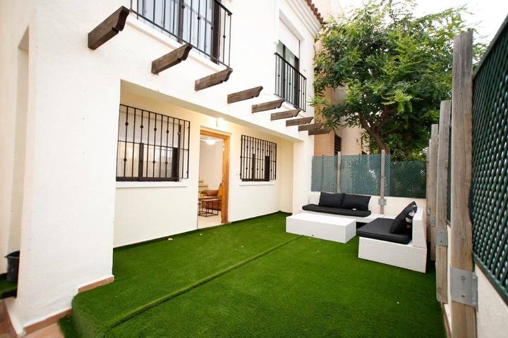 Casa de férias para 6 pessoas, com Terraço e Jardim e ainda Piscina infantil and Piscina em Monte Faro