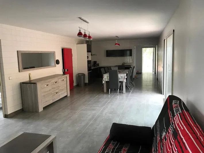 Casa de vacaciones para 6 personas, con terraza y jardín - 1