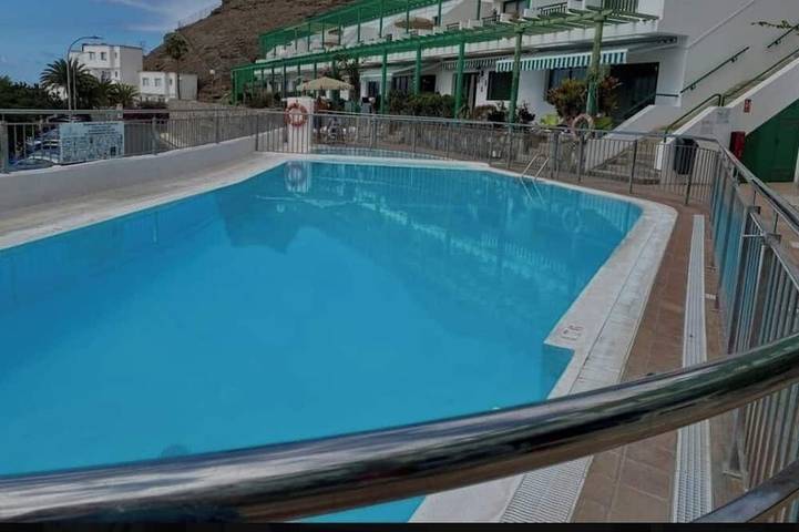Apartment for 4 people, with pool in Puerto Rico Marina