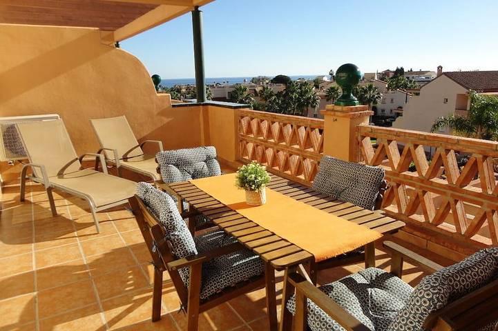 Holiday apartment for 4 people, with terrace and garden as well as pool - 1