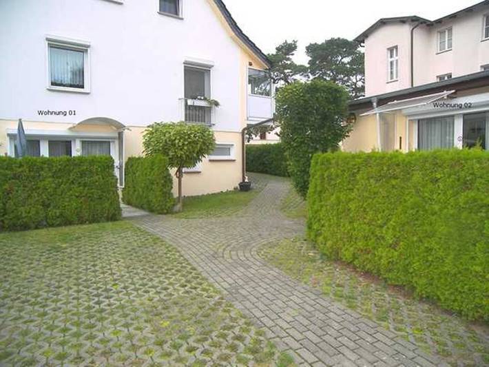 Ferienwohnung für 2 Personen, mit Terrasse und Garten in Ahlbeck - 2