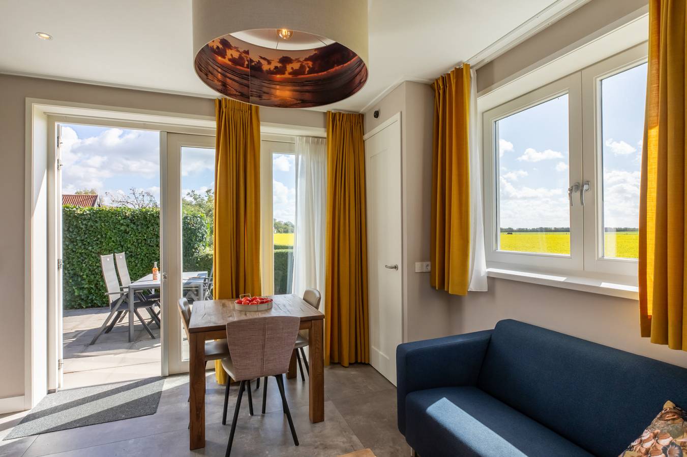 Cosy 3-person house with sunny terrace, pet welcome on the outskirts of Oostkapelle in Oostkapelle, Walcheren