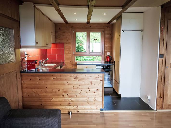 Ferienhaus für 4 Personen, mit Ausblick und Terrasse sowie Garten und Seeblick in der Schweiz - 2