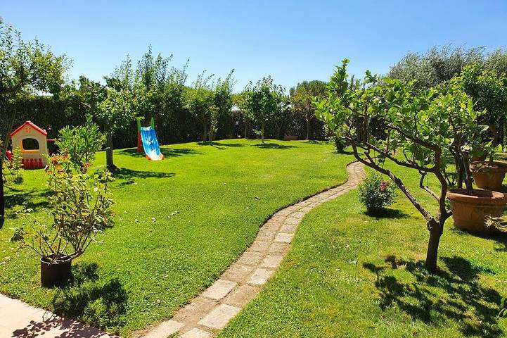 Villa per 6 persone, con balcone e giardino - 1