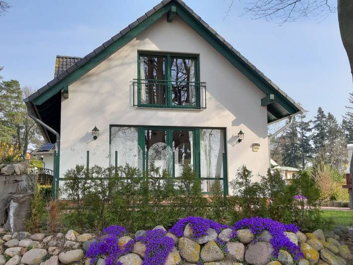 Ferienhaus für 8 Personen, mit Sauna und Ausblick sowie Garten und Seeblick, mit Haustier am Plauer See - 2