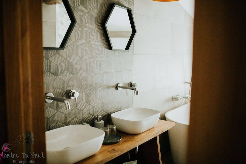 Doppelbett oder zwei Einzelbetten-Komfort-Ensuite-Gartenblick in Vence, Cannes und Umgebung