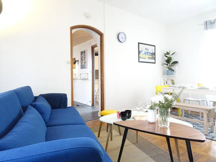 Chambre d’hôte pour 8 personnes, avec balcon à Montévrain