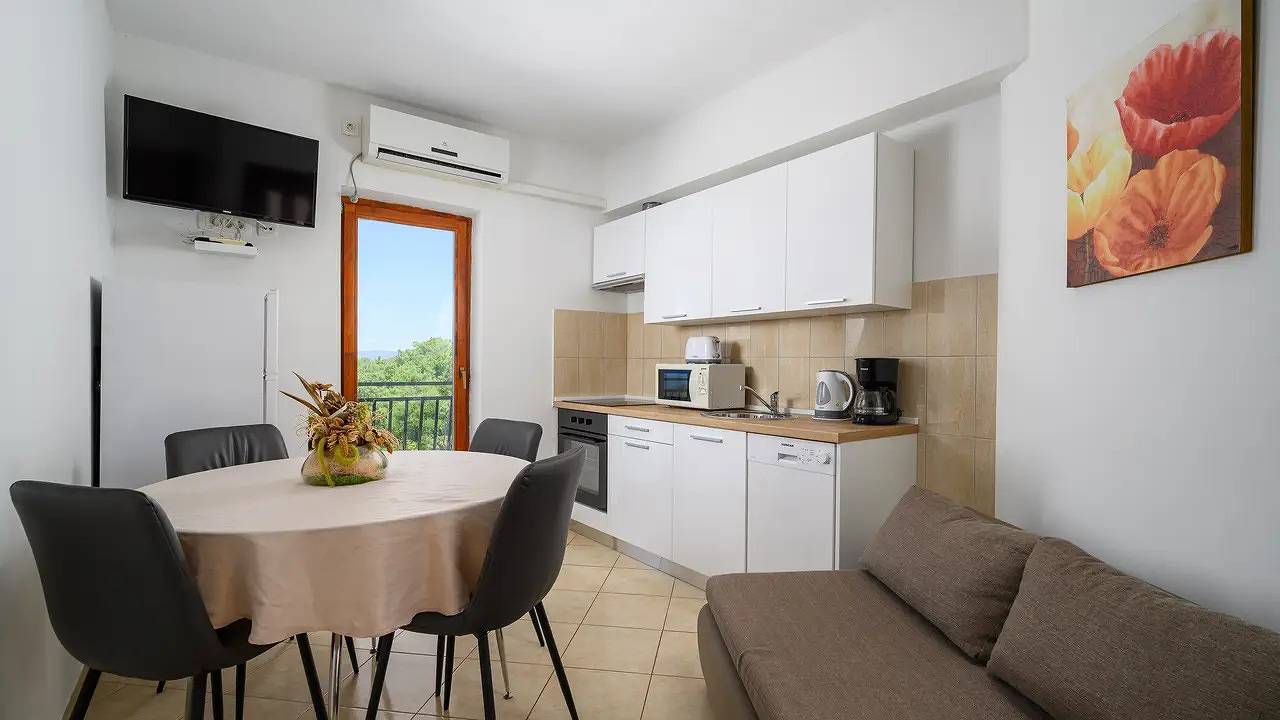 Ganze Ferienwohnung, Ferienwohnung für 4 Personen (52 m²) in Drenje in Raša, Ostküste Istrien