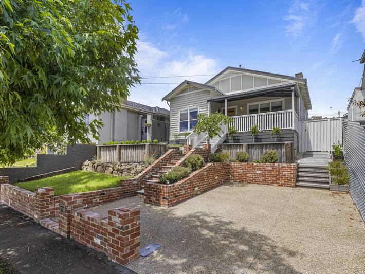 Holiday rental for 6 people in Ballarat