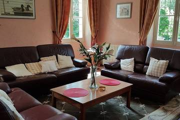 Gîte pour 6 personnes, avec jardin à Ginestet