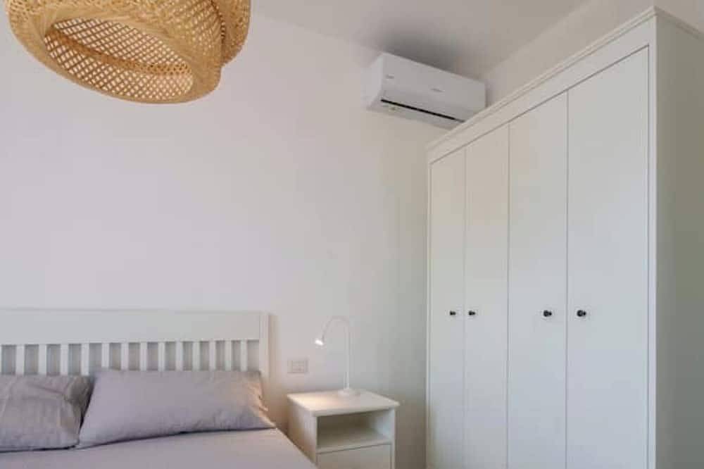 Ganze Wohnung, Apartment with Panoramic Sea View in the Heart of Olbia in Terranoa/Olbia, Olbia