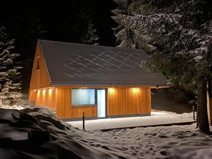 Chalet für 5 Personen, mit Sauna und Terrasse sowie Ausblick - 1
