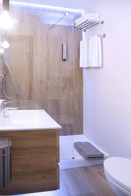 Gîte pour 2 personnes, avec jardin à Croix (homonymie) - 2