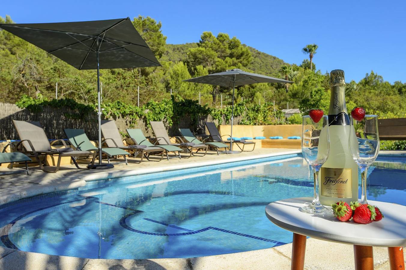 Villa für 8 Personen mit Garten in Es Codolar, Sant Josep de sa Talaia