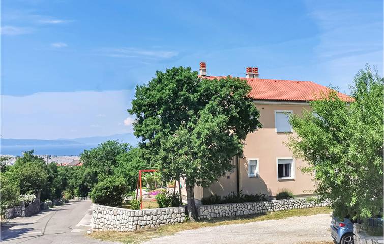 Ferienwohnung für 4 Personen, mit Terrasse in Šmrika