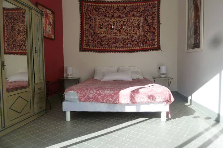 Location de vacances pour 12 personnes, avec jardin à Saint-Restitut - 4