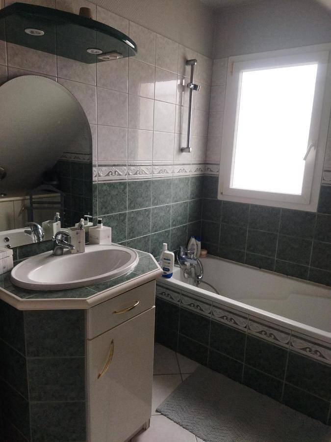 Gîte pour 2 personnes, avec Terrasse et Jardin à Coulaines - 3