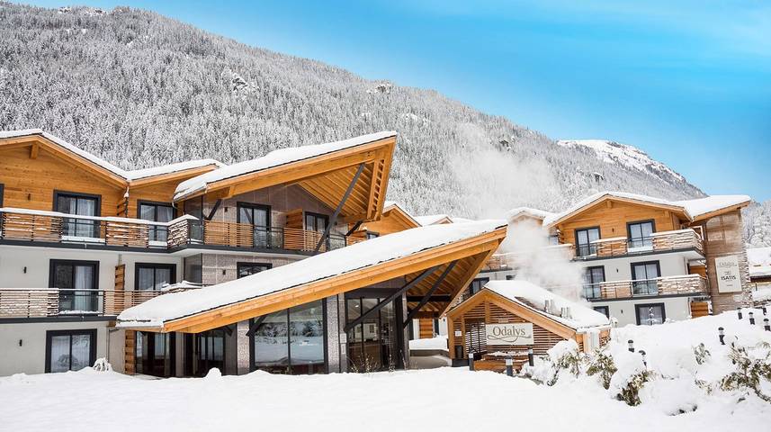 Villa voor 4 personen, with Whirlpool and Zwembad as well as Sauna and Uitzicht in Haute-Savoie