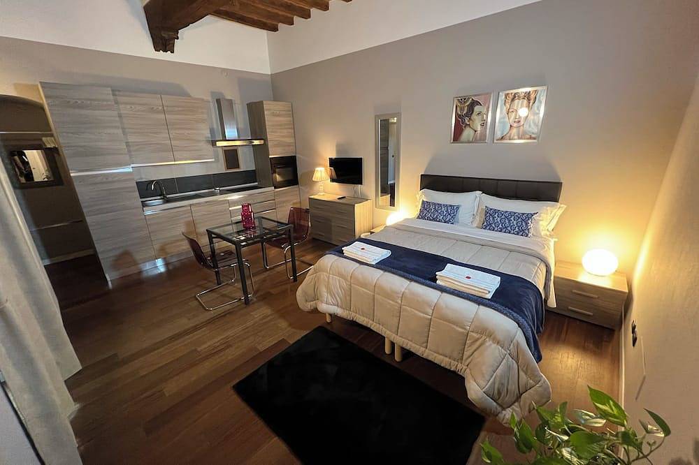 Ganze Wohnung, Cozy one-bedroom apartment with full kitchen in Piacenza, Piacenza Provinz