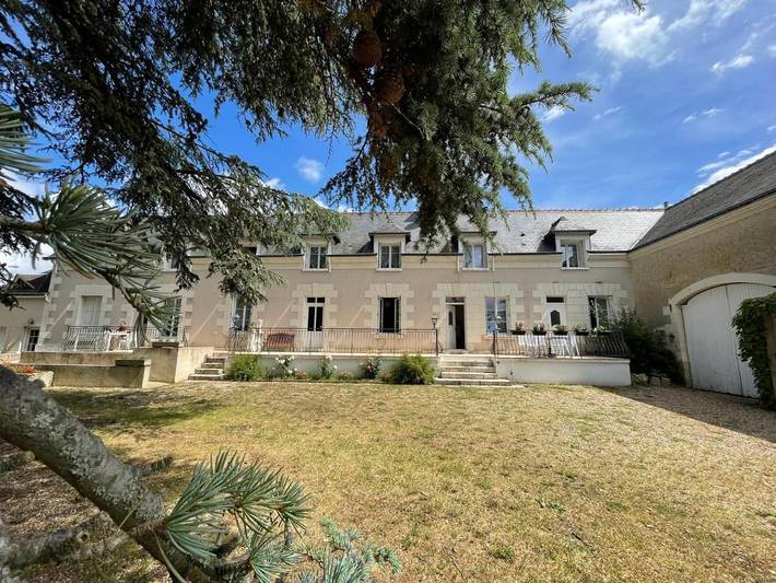 Gîte pour 4 personnes, avec jardin ainsi que jacuzzi et piscine à Chisseaux