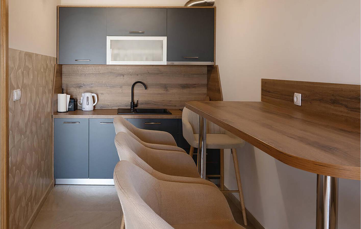 Gezellig appartement van 85 m² met wifi, airconditioning, keuken en mogelijkheid om te vissen in Koprivnica-Krizevci