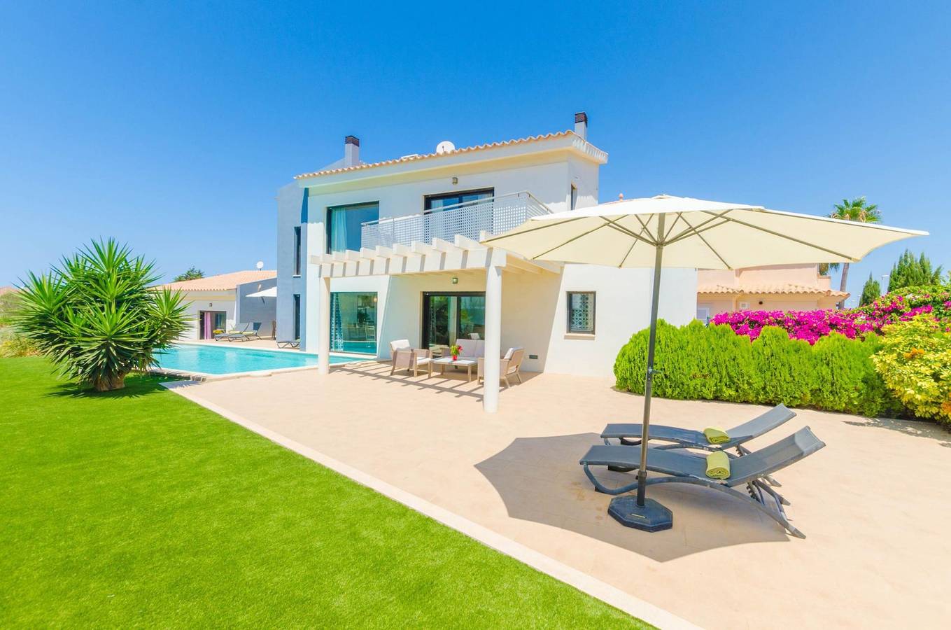 La Primera - Modern chalet with private pool near the golf course. Free Wifi in Sa Torre, Lluchmayor