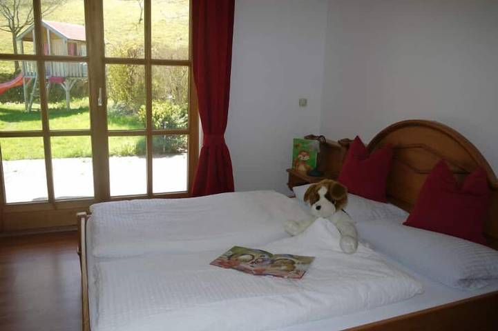 Bauernhof für 8 Personen, mit Sauna und Garten, mit Haustier in Bernau am Chiemsee - 2