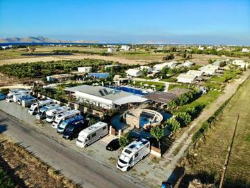 Camping für 2 Personen, mit Ausblick und Pool sowie Garten in Griechenland