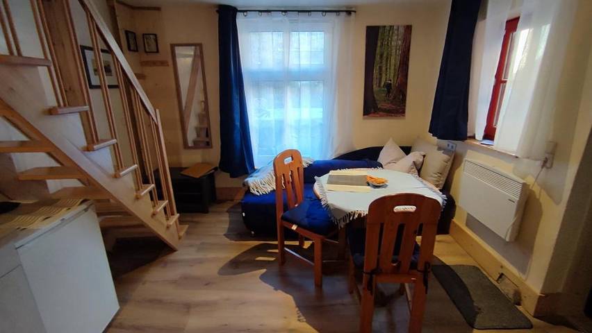 Hostel für 6 Personen, mit Garten und Ausblick im Hainich - 2