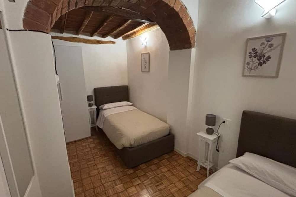 Residence Under The Campanile in Rapolano Terme, Siena Provinz