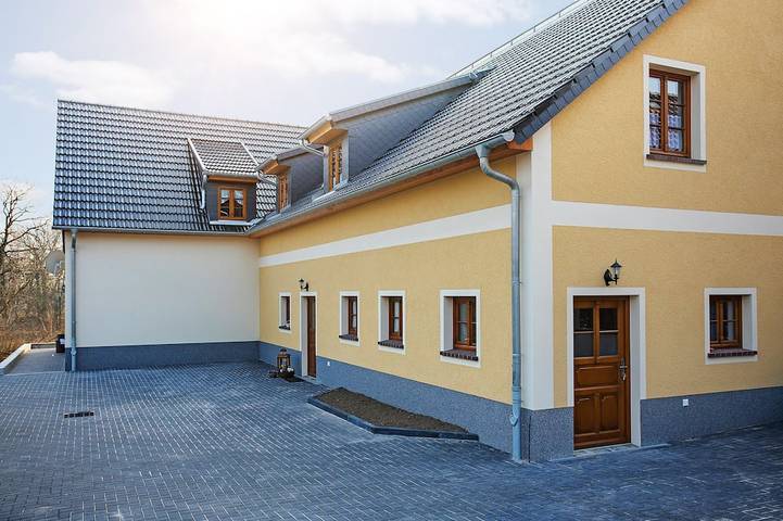 Ferienwohnung für 4 Personen, mit Garten und Balkon in Dreiheide